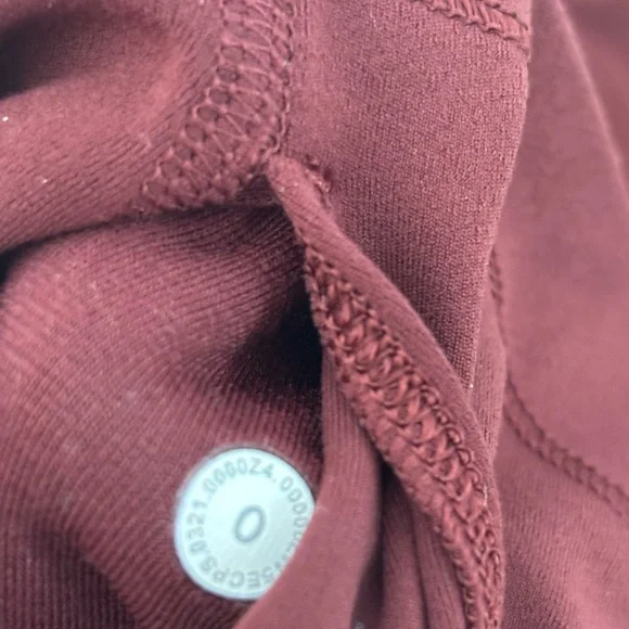 Lululemon Burgundy Leggings, SIZE 0 - Picture 4 of 7
